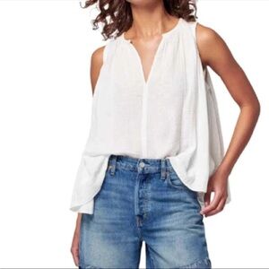 Women's White Sleeveless Top
